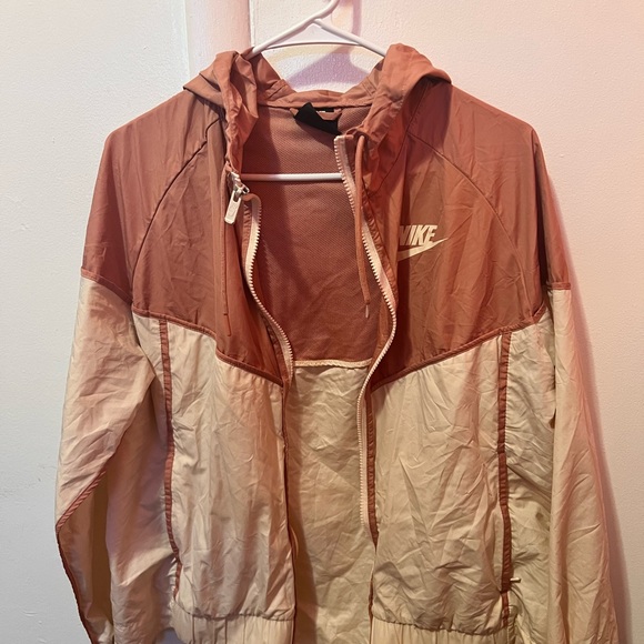 Nike Jackets & Blazers - Womens windbreaker